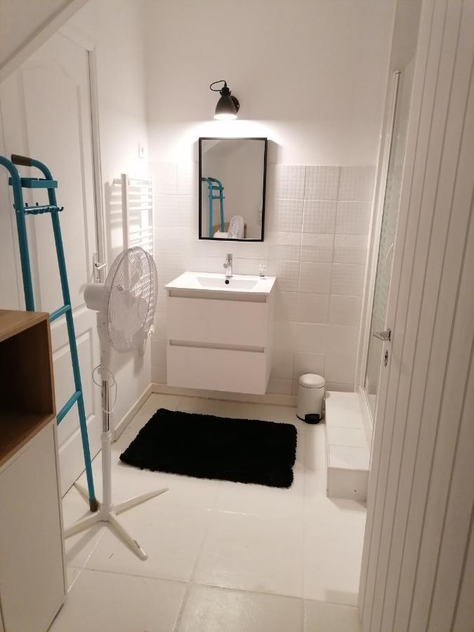 Studio cosy aux portes de Bordeaux et Saint Emilion Yvrac Extérieur photo